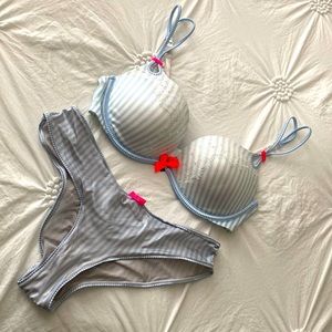 CLEARANCE...Victoria’s Secret